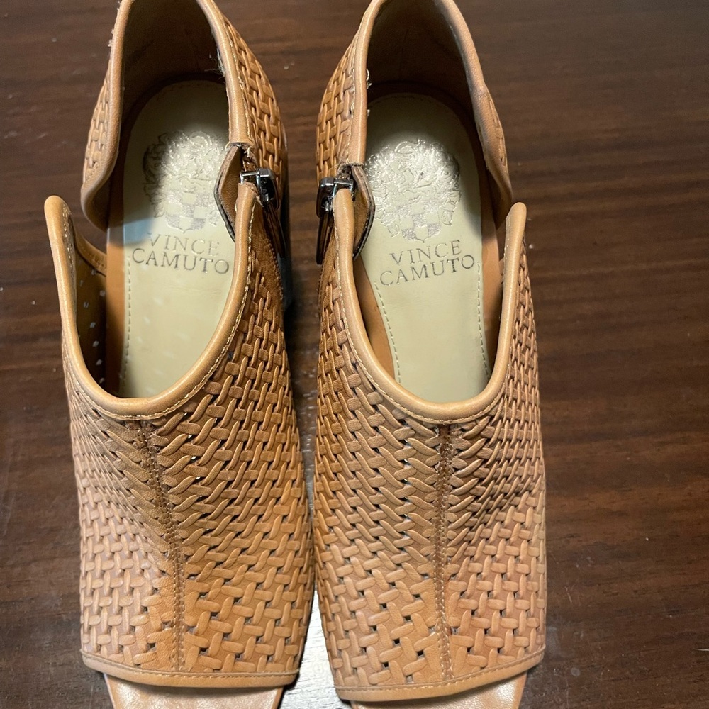 Vince Camuto Women's Brown Woven Mules